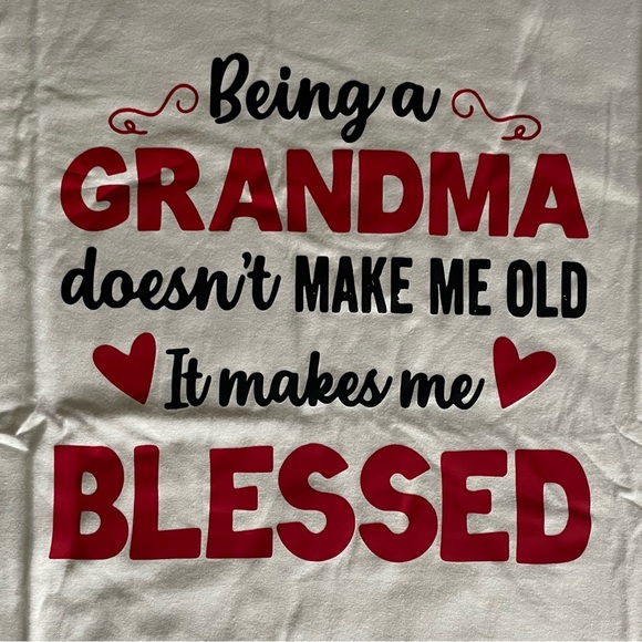 Shein White Grandma T-Shirt Red Lettering Size Large Rolled Cuff Batwing Sleeves - Picture 3 of 9